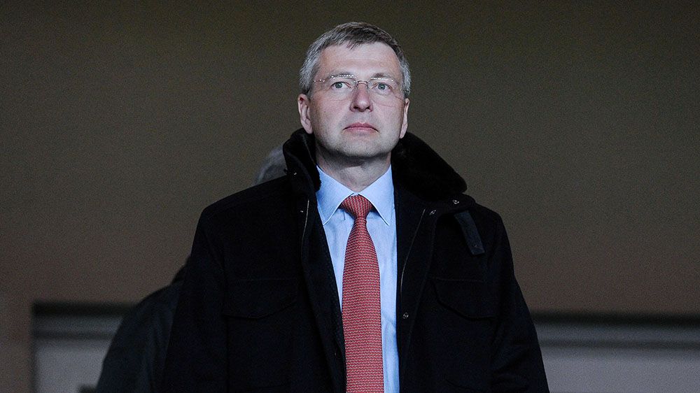 Российский миллиардер Дмитрий Рыболовлев подал иск к аукциону Sotheby's на $380 млн Российский миллиардер Дмитрий Рыболовлев подал иск к аукциону Sotheby's на $380 млн