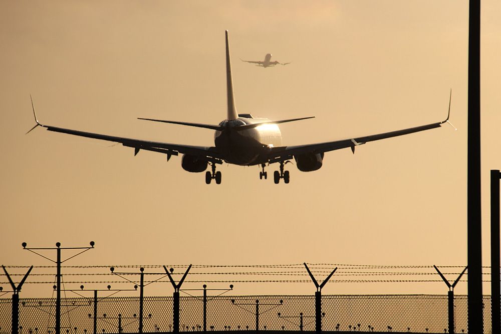 Ведомости Сбербанк и ВТБ создадут авиакомпанию для перевозок по России