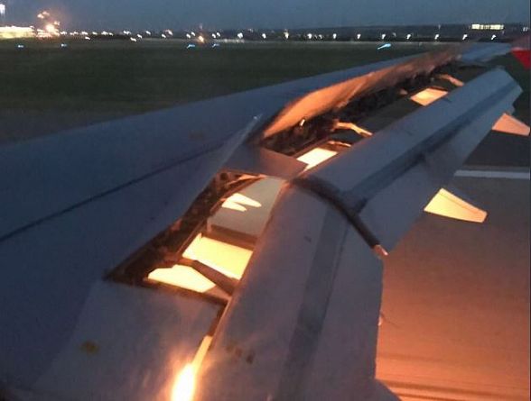 У самолета саудовской футбольной сборной загорелся двигатель по пути в Ростов-на-Дону