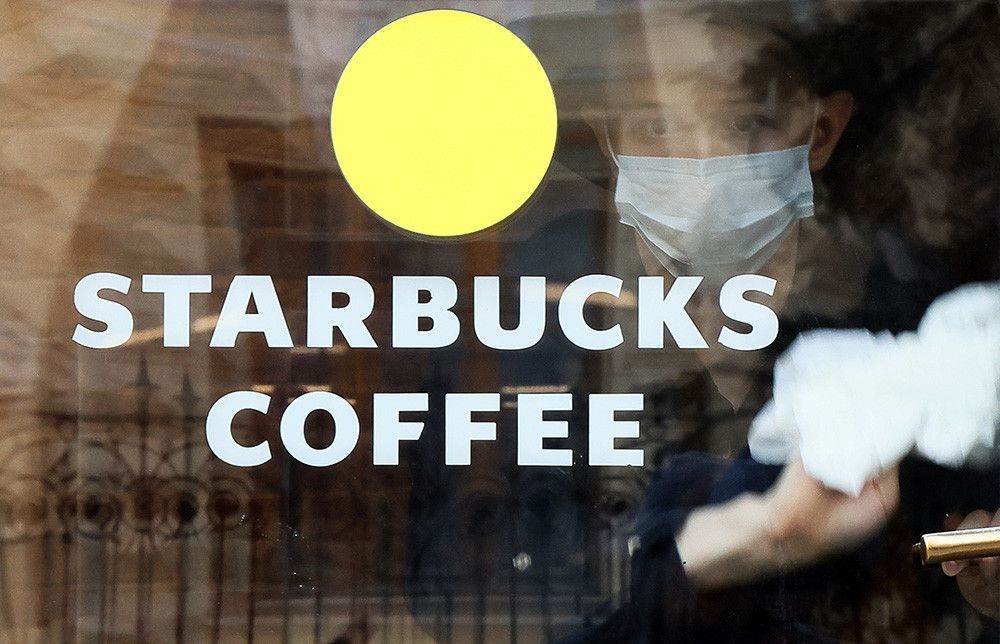 Starbucks, Coca-Cola и McDonald’s: Какие еще компании приостановили работу в России