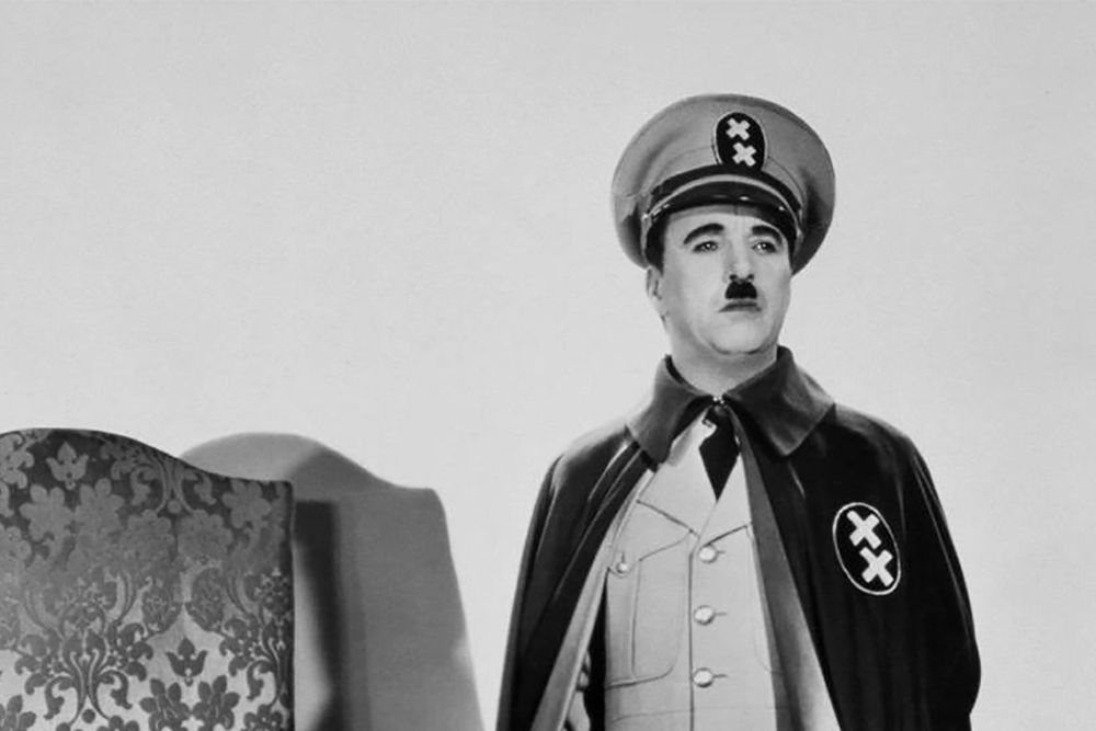 Когда началась Вторая мировая, Чарли Чаплин снимал новый фильм. А какой? 