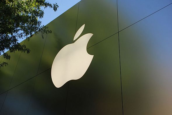 Apple будет оплачивать по $50 собственникам старых iPhone